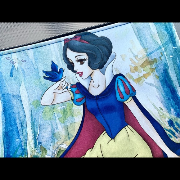 Snow White🍎Makeup Bundle - Picture 3 of 13